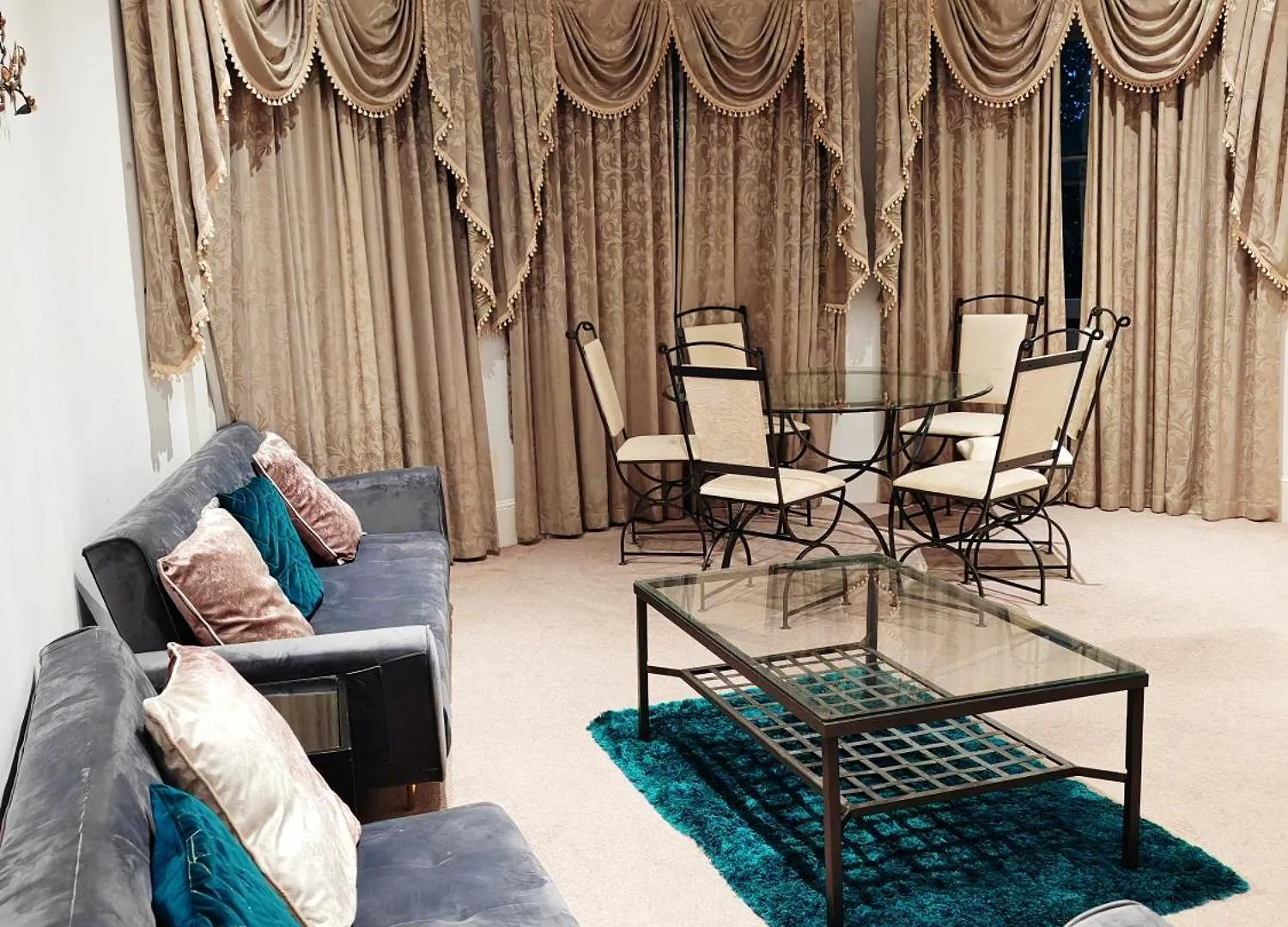 Larger Groups Apartment Close To Excel Canarywharf 02 With Parking London United Kingdom